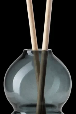 Aarikka Huonetuoksut<Oodi tyyneydelle huonetuoksu