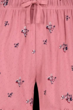 New yöshortsit Yöasut