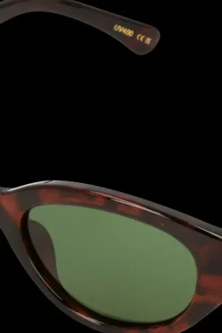 A.Kjaerbede Aurinkolasit<Aurinkolasit Winnie