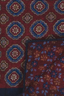 Amanda Christensen Pukuasusteet<Double Face -taskuliina