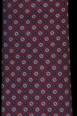 Amanda Christensen Pukuasusteet<solmio ja taskuliina