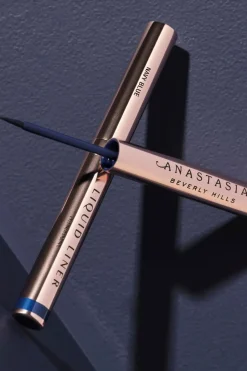 ANASTASIA BEVERLY HILLS Silmämeikit<Liquid Eyeliner silmänrajauskynä 2,4 ml