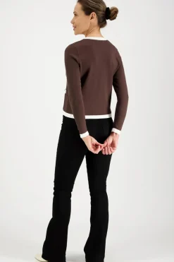 Andiata Neuleet<Charlott neuletakki