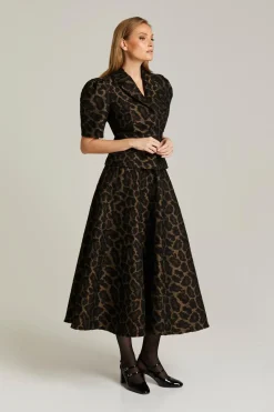 Andiata Bleiserit Ja Jakut<Ivona bleiseri