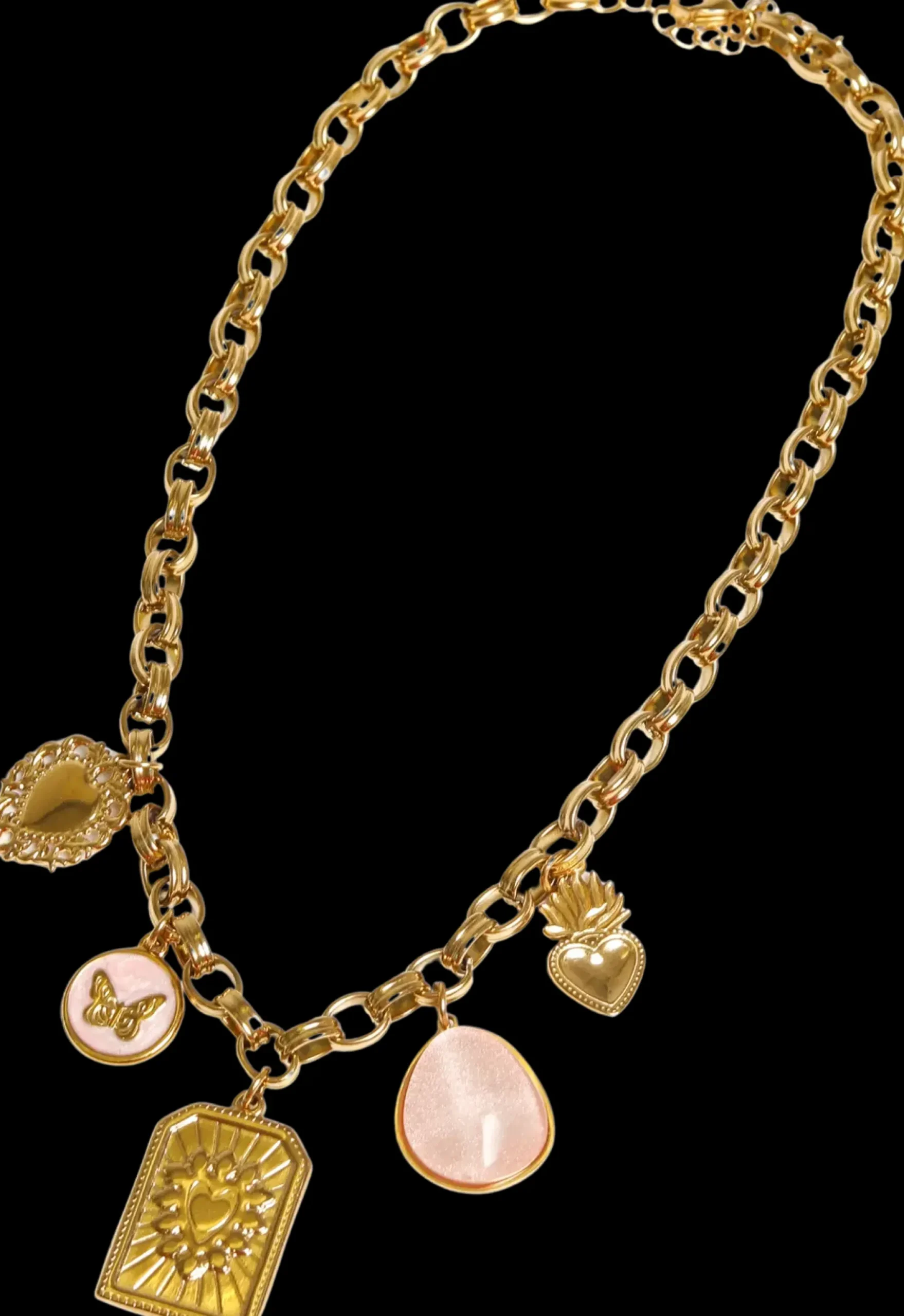 Andiata Korut<Peony kaulakoru