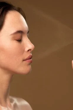 Clearance Ananda H2O Ultra-Hydrating Calming Mist kasvovesi 100 ml Kasvojenhoito