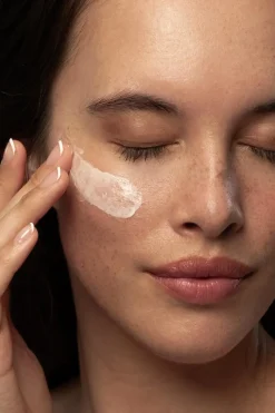 Antipodes Matkakokoiset Tuotteet|Kasvojenhoito<Vanilla Pod Hydrating Day Cream matkakokoinen päivävoide 15 ml