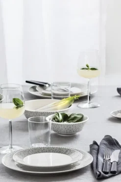 Arabia Lautaset<Kulho Mainio Sarastus 17cm