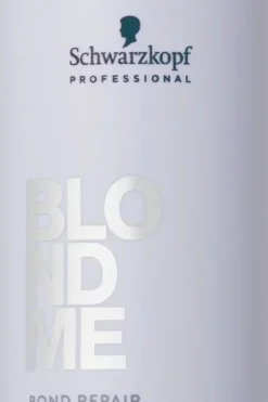 Schwarzkopf Professional Shampoot|Kampaamotuotteet<BlondMe Purple Shampoo 300ml