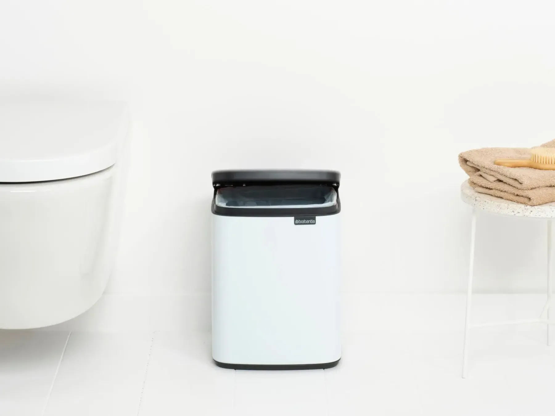 Brabantia Muut Kylpyhuonetarvikkeet|Roskakorit<Bo roska-astia 7L white