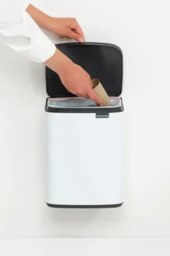 Brabantia Muut Kylpyhuonetarvikkeet|Roskakorit<Bo roska-astia 7L white