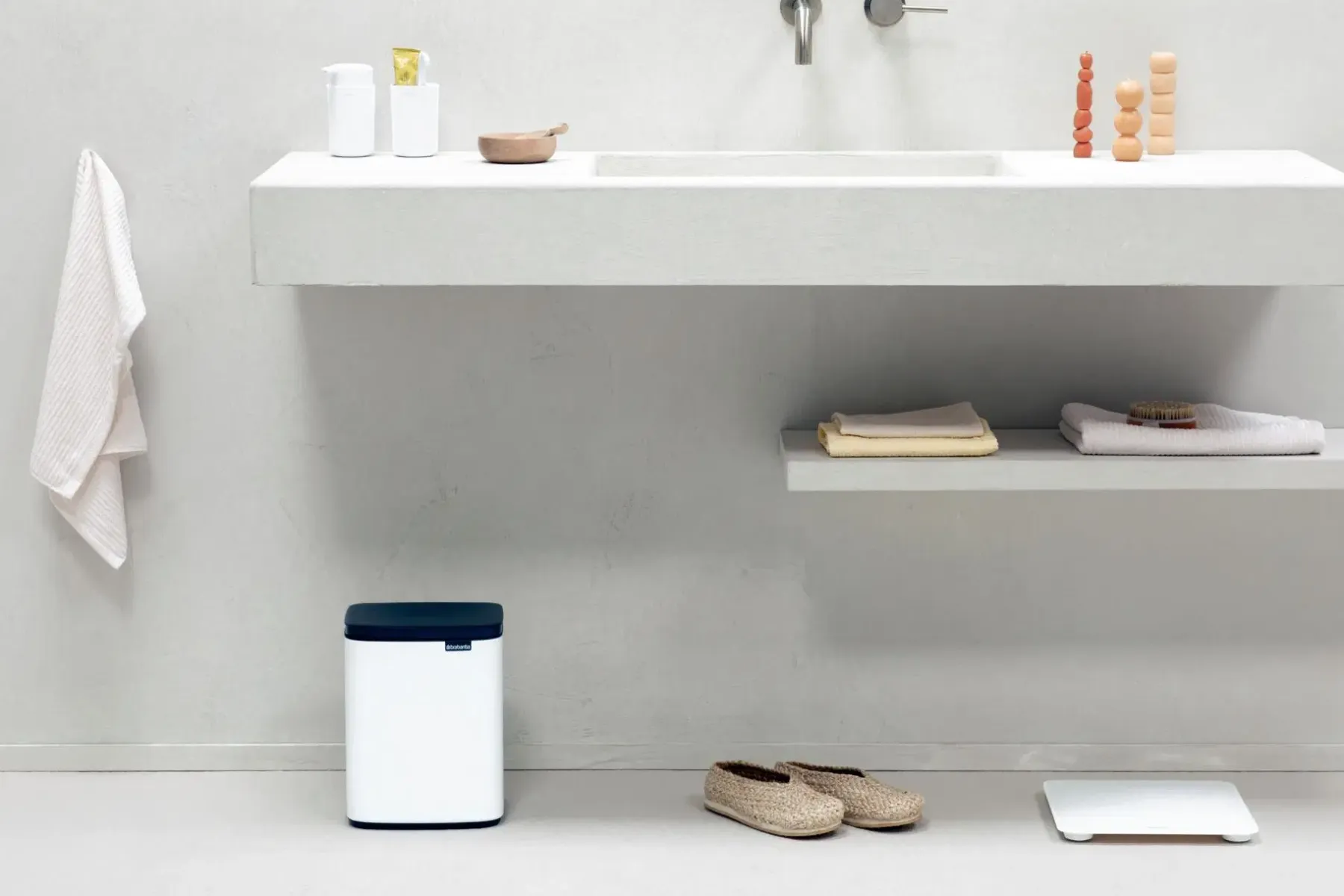 Brabantia Muut Kylpyhuonetarvikkeet|Roskakorit<Bo roska-astia 7L white