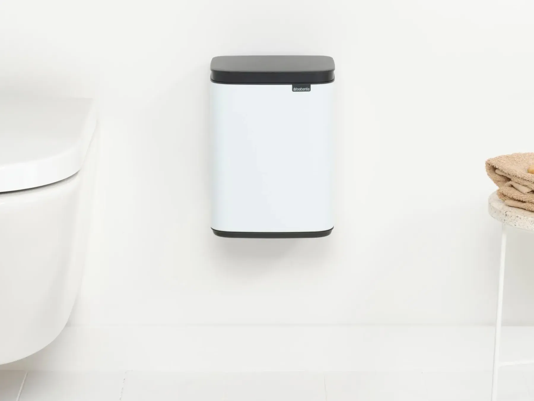 Brabantia Muut Kylpyhuonetarvikkeet|Roskakorit<Bo roska-astia 4L white
