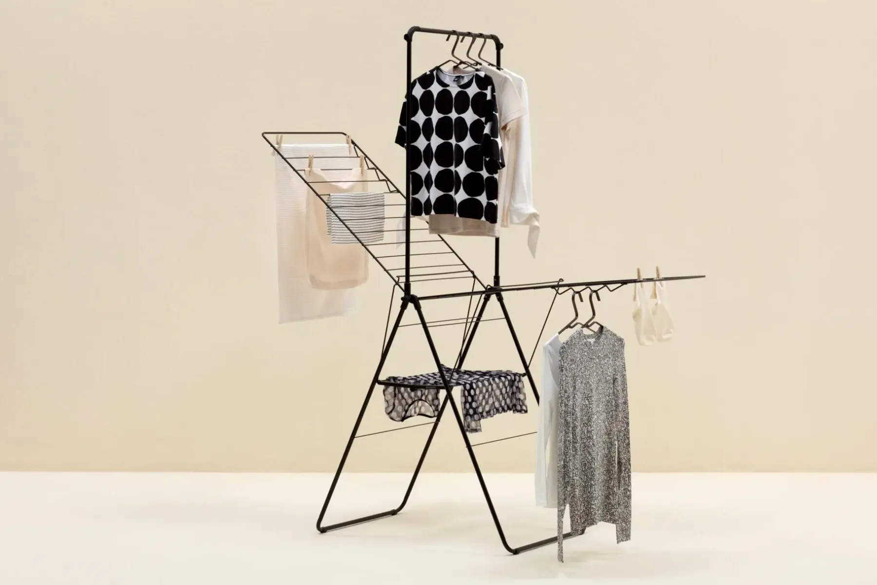 Brabantia Vaatteiden Hoitotuotteet|Vaatteiden Hoitotuotteet<Hangon pyykinkuivausteline 25m + tanko matt black