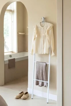 Brabantia Vaatteiden Hoitotuotteet|Vaatteiden Hoitotuotteet<Linn Dressboy vaateteline white