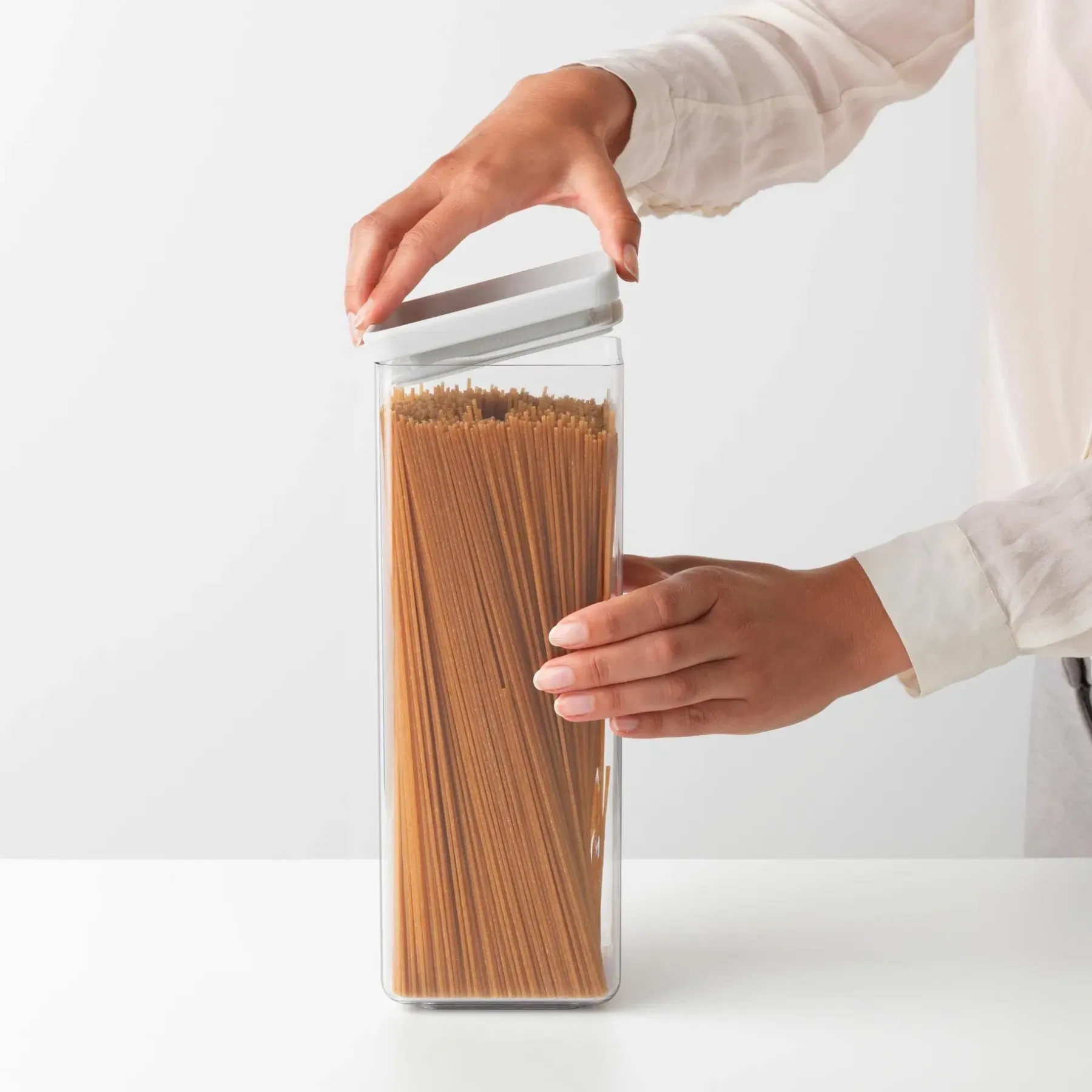 Brabantia Keittiötarvikkeet<nelikulmainen säilytyspurkki 2,5L light grey