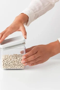 Brabantia Keittiötarvikkeet<nelikulmainen säilytyspurkki 0,7L light grey