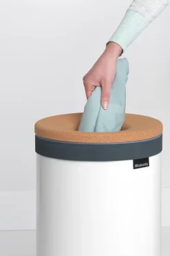 New pyykkikori 35L korkkikansi white Pyykinhoito