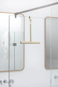 Brabantia Siivousaineet Ja -tarvikkeet|Muut Kylpyhuonetarvikkeet<ReNew suihkulasta soft beige