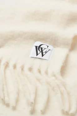 Carin Wester Kaulaliinat Ja Huivit<ada huivi