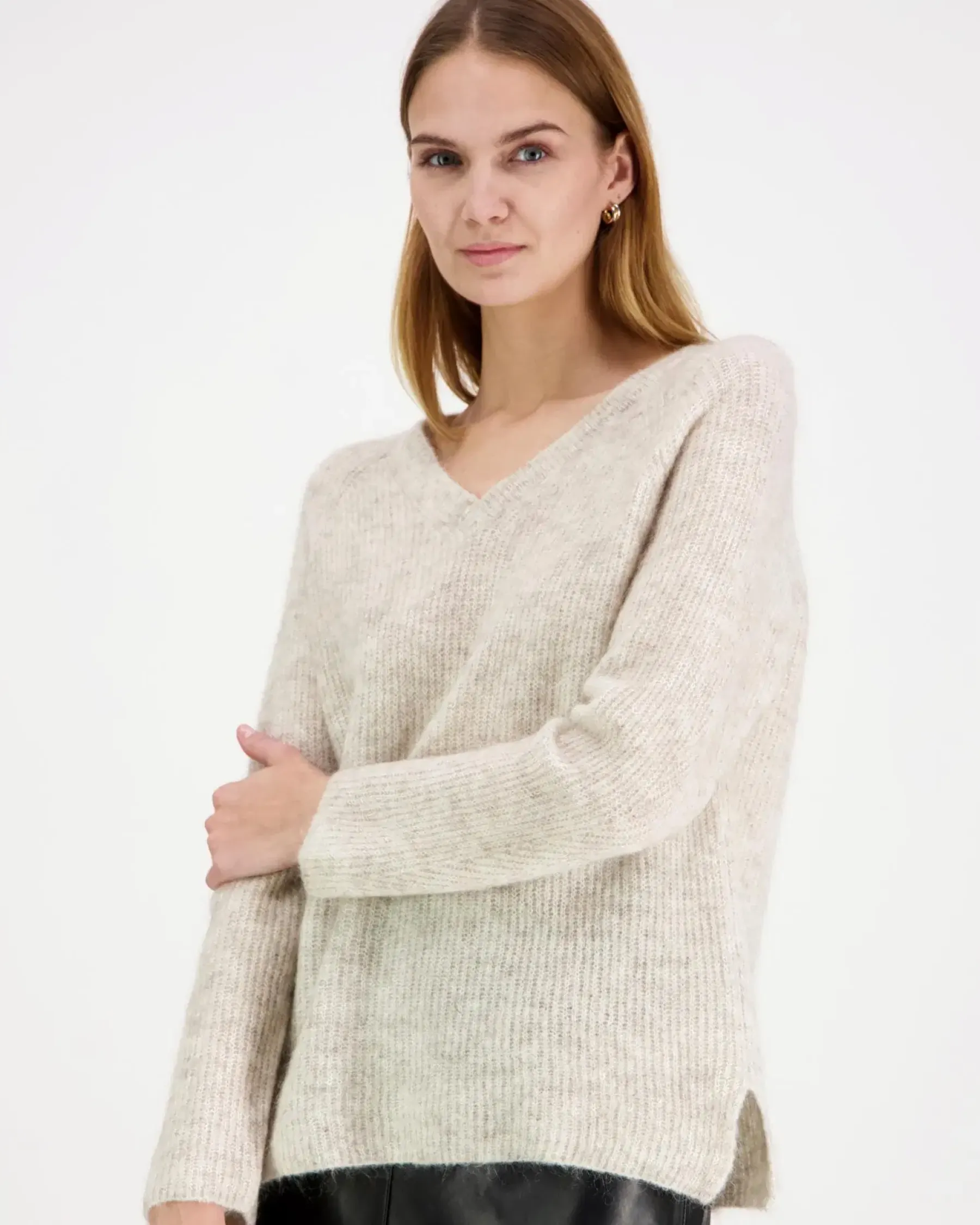 Claire Woman Neuleet<Claire Petrusjka mohair villa v-naulepaita