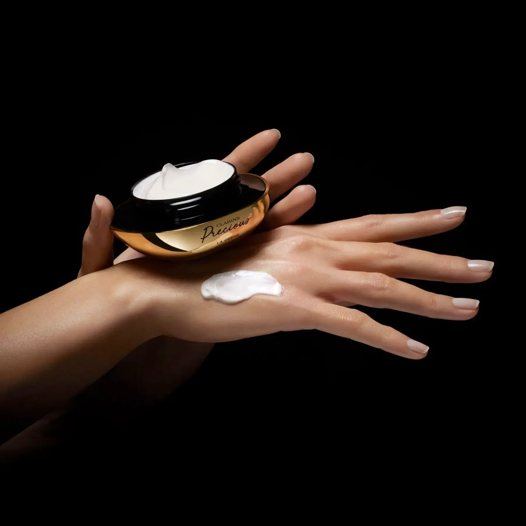 Hot Precious La Crème Age-Defying Moisturiser voide 50 ml Kasvojenhoito