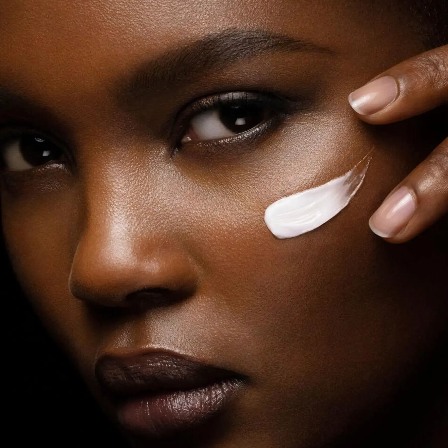 Hot Precious La Crème Age-Defying Moisturiser voide 50 ml Kasvojenhoito