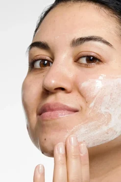 Best All About Clean™ Liquid Facial Soap Oily nestemäinen kasvosaippua 30 ml Matkakokoiset Tuotteet|Hajusteettomat Ihonhoidon Tuotteet