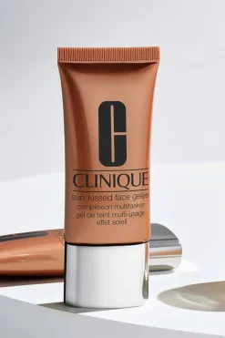 Clinique Hajusteettomat Meikit|Kasvomeikit<Sun Kissed Face-Gelee Complexion Multitasker sävyttävä kosteusgeeli 30 ml
