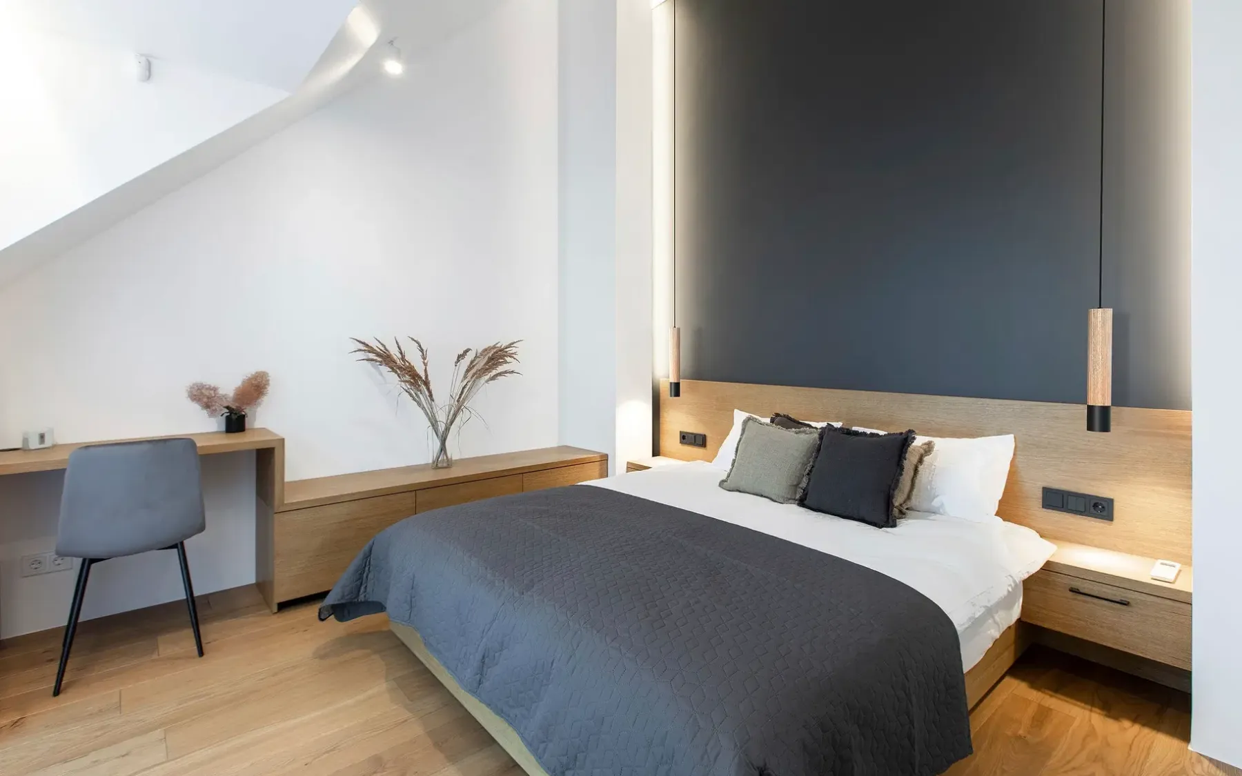 Valaisin Grönlund Kattovalaisimet<Design by Grönlund Isle kattovalaisin