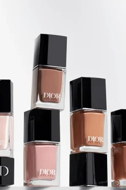 Best Vernis Nail Polish with Gel Effect and Couture Color kynsilakka 10 ml Kynsimeikit Ja Kynsienhoito