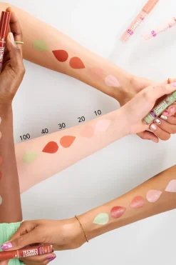 Discount CORRECT & CONCEAL anti redness concealer 100 Universal 3.5 ml Kasvomeikit