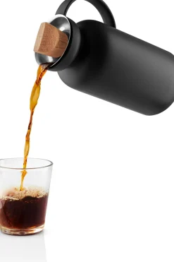 Eva Solo Tarjoiluastiat<termoskannu Silhouette 1 l, musta