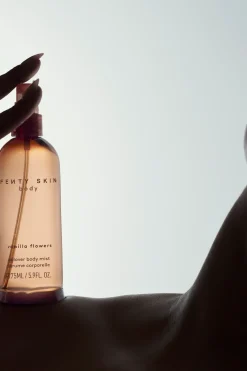 Fenty Skin Hajuvedet<Allover Body Mist Vanilla Flowers mini vartalotuoksu 75 ml