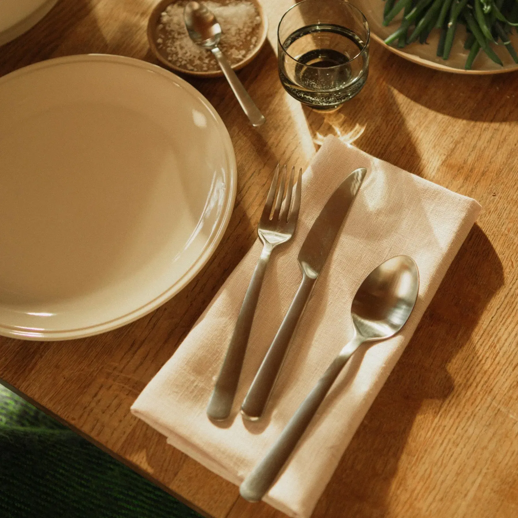 Clearance Functional Form aterinpakkaus matta 16-osainen Aterimet Ja Ottimet