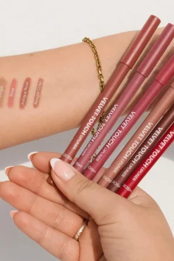 Best Velvet Touch Lip Liner huultenrajauskynä 1,2g Huulimeikit