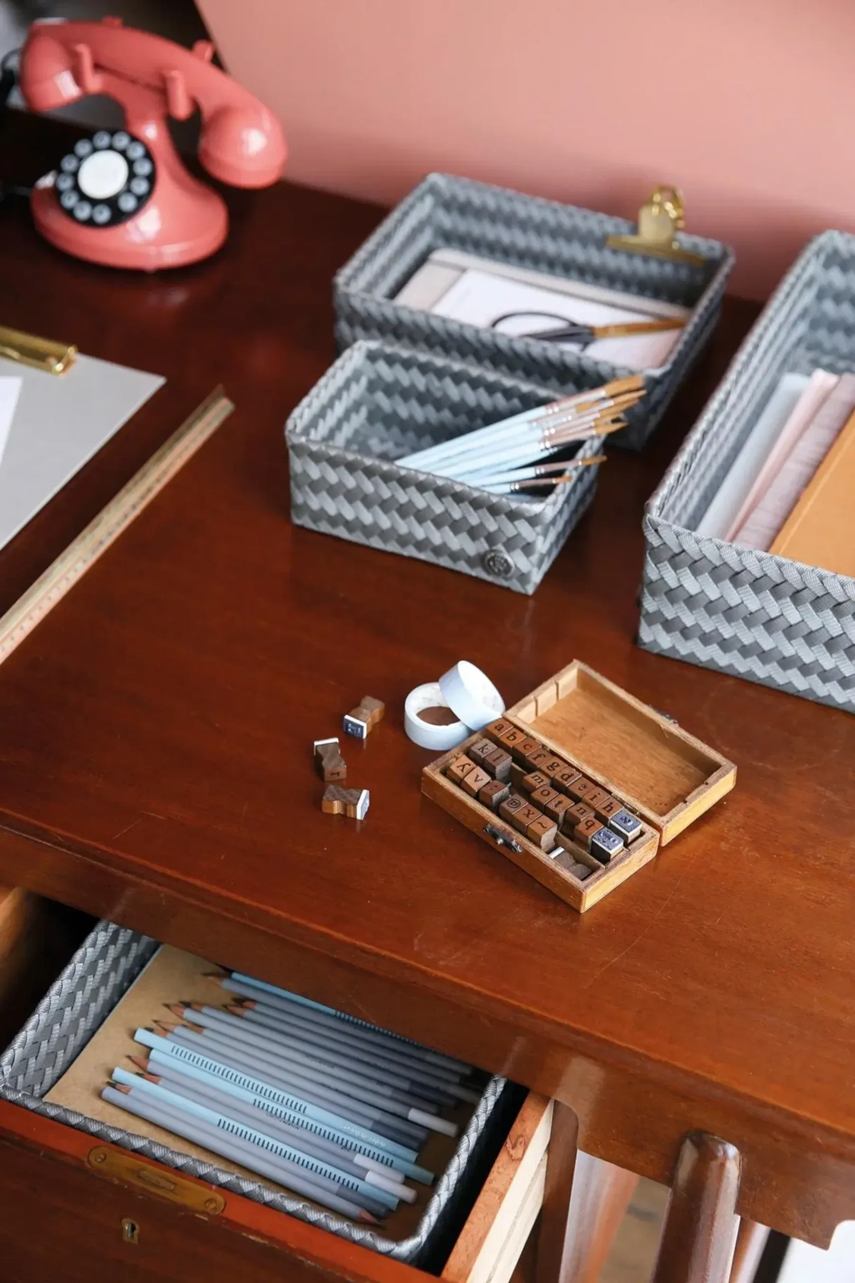 Handed By Korit Ja Rasiat<kierrätysmuovinen suorakulmio pikkukori eucalyptus 7 x 18 x 12 cm