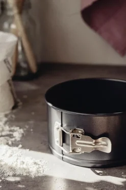 Heirol Ruoanvalmistusastiat<irtopohjavuoka korkea 16x8 cm 1,4 l pinnoitettu