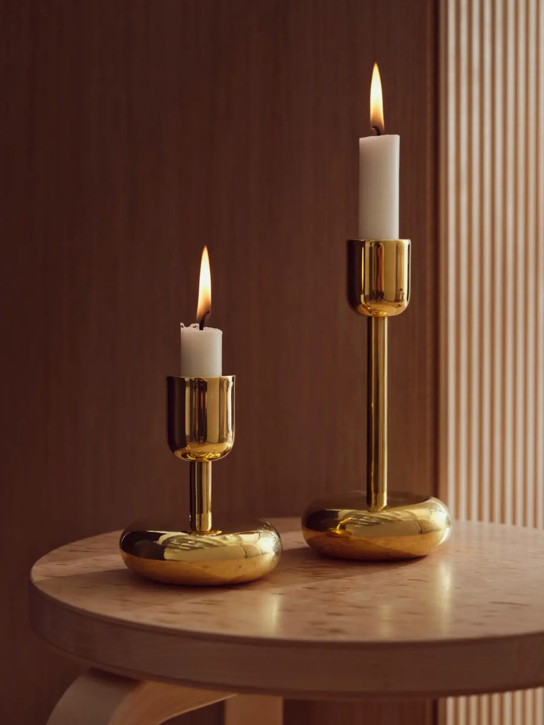 Outlet kynttiläjalka Nappula 107mm messinki Kynttilänjalat