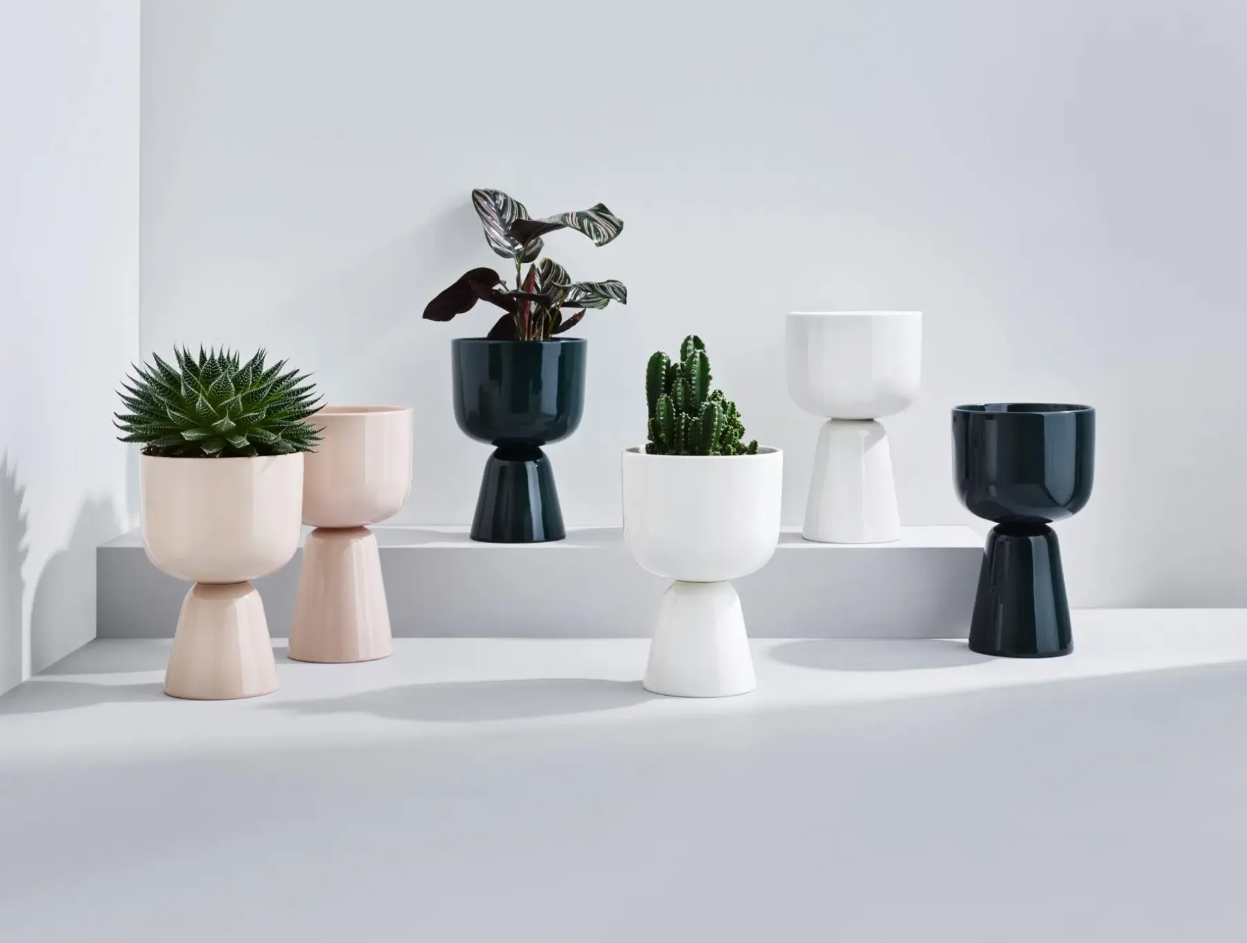 Iittala Kukkaruukut|Maljakot<Nappula ruukku S 230x155mm valkoinen