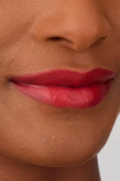 Outlet Perfect Moisture Lipstick huulipuna 4 ml Hajusteettomat Meikit|Huulimeikit