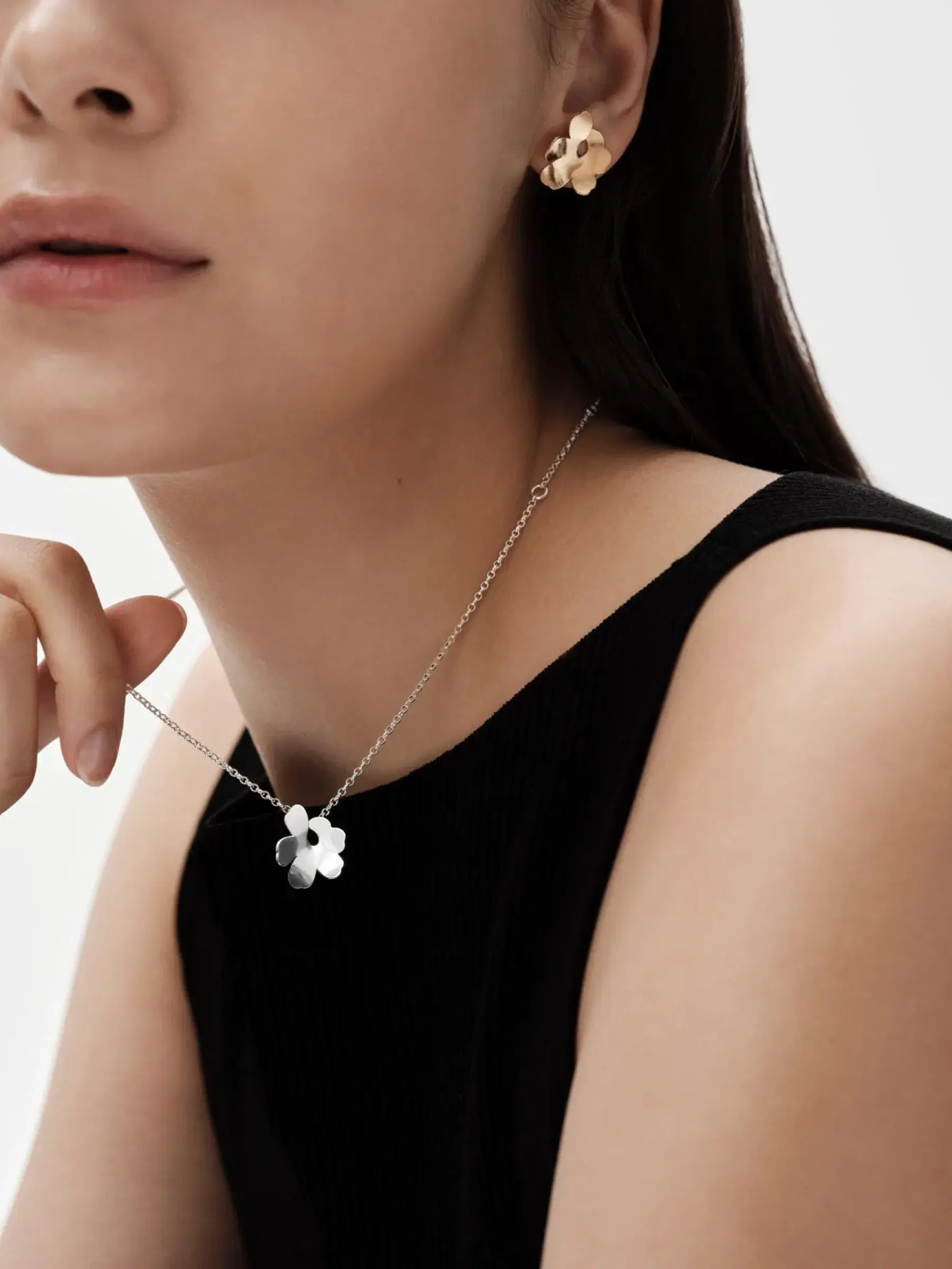 Unikko-korvakorut pienet pronssi Korut