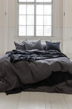 New Heaven Linen pussilakana 150x205cm tummanharmaa Pussilakanat