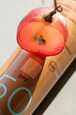 Best Red Grape Tinted SPF50 sävyttävä aurinkosuoja 50 ml Aurinkotuotteet