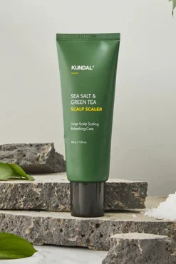 Kundal Korealainen Hiustenhoito|Hiustenhoito<sea salt & green tea scalp scaler 200 ml