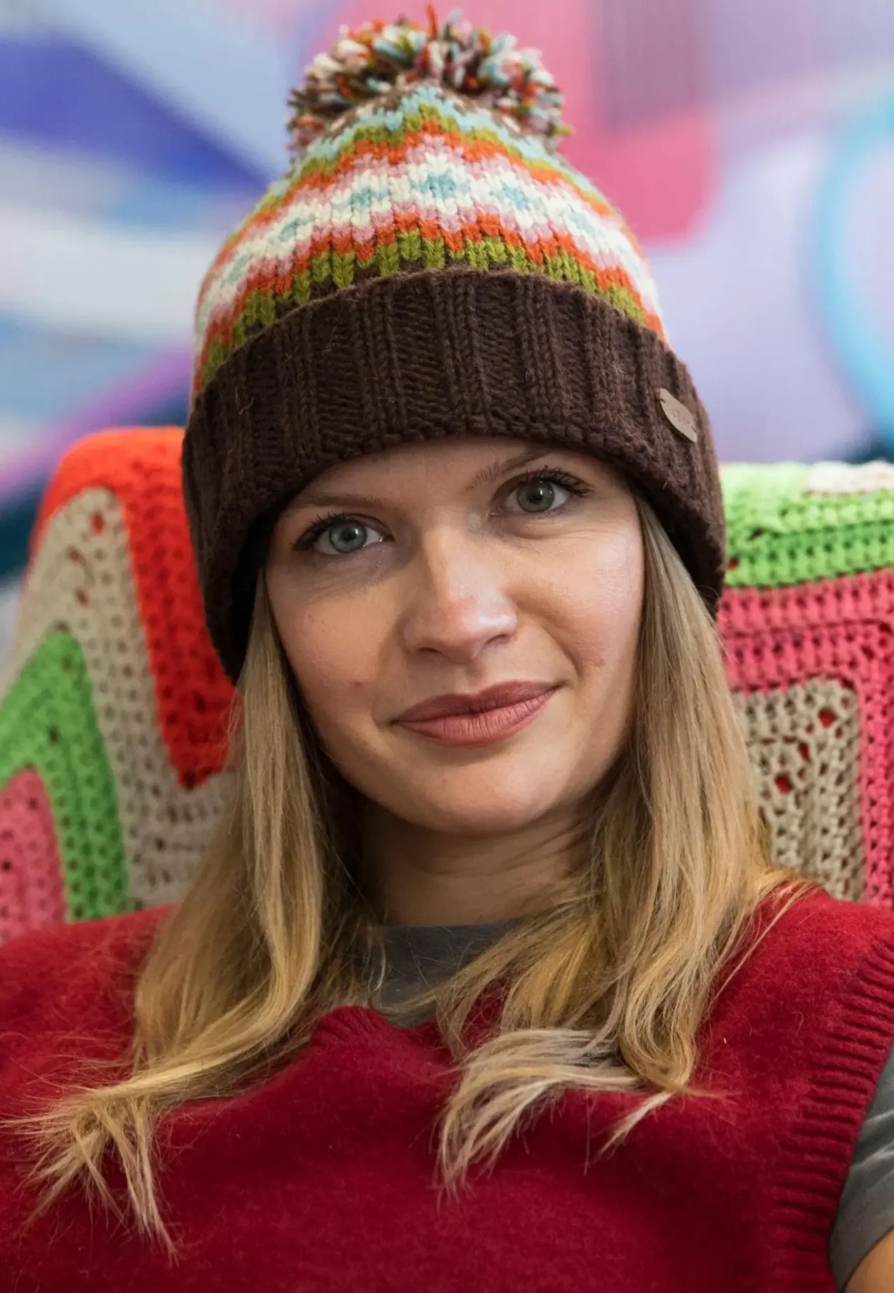 Discount Kirjoneule tupsu pipo Pipot, Hatut Ja Muut Päähineet