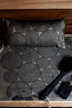 New Motti saunatyyny 20x46cm pellava-musta Sauna