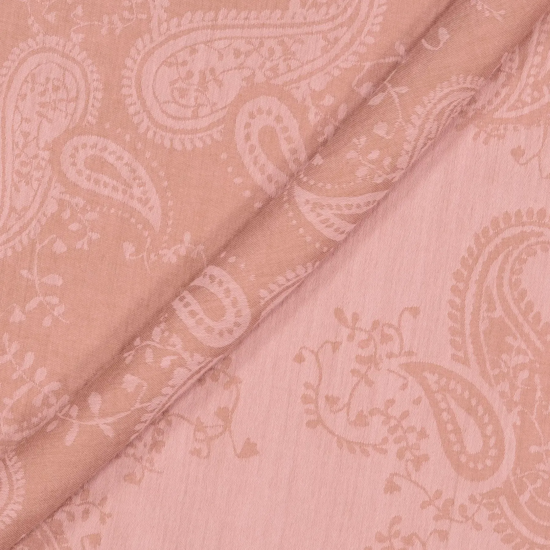 Outlet neliöhuivi Veda Kaulaliinat Ja Huivit