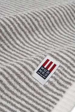 New Lexington Original kylpypyyhe70x130cm white gray stripe Pyyhkeet