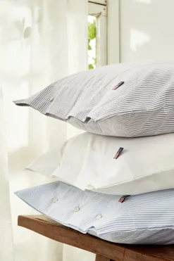 Discount Lexington Pin Point tyynyliina sininen/valkoinen 50x60cm Tyynyliinat